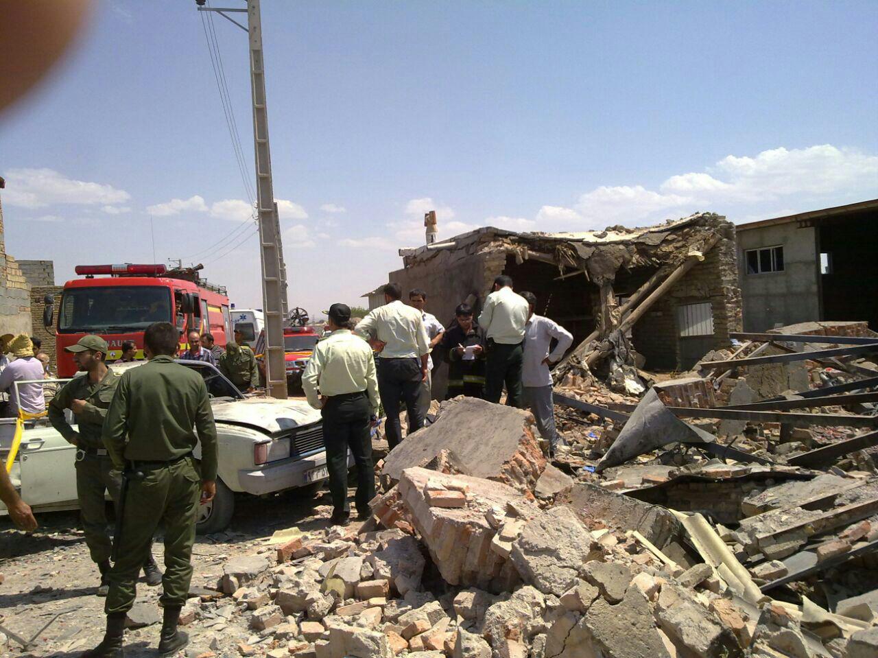 سه کشته و دو زخمی در پی انفجار کارگاه فشفشه سازی در تبریز