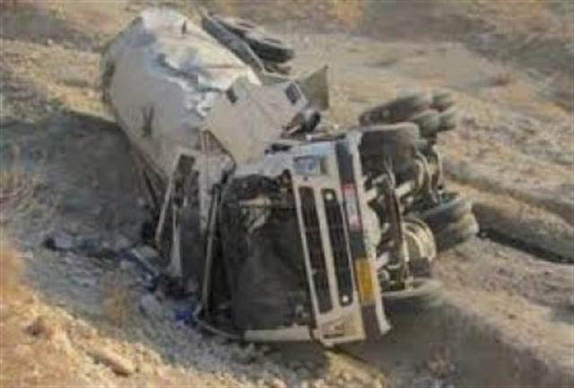 سقوط تریلی به دره با ۲ کشته در قره چمن بستان‌آباد