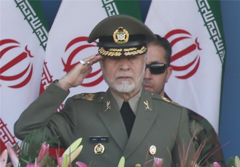 فرمانده کل ارتش انتصاب سرلشکر رشید،سرتیپ موسوی و سرتیپ عبداللهی را تبریک گفت
